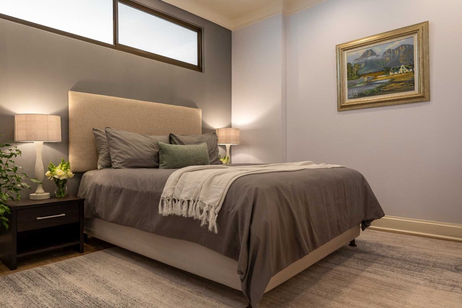 To Let 1 Bedroom Property for Rent in Sea Point Western Cape